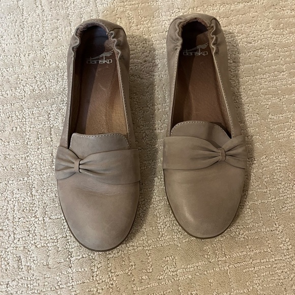 Dansko Shoes - Dansko Women's gray leather Loafers size 39